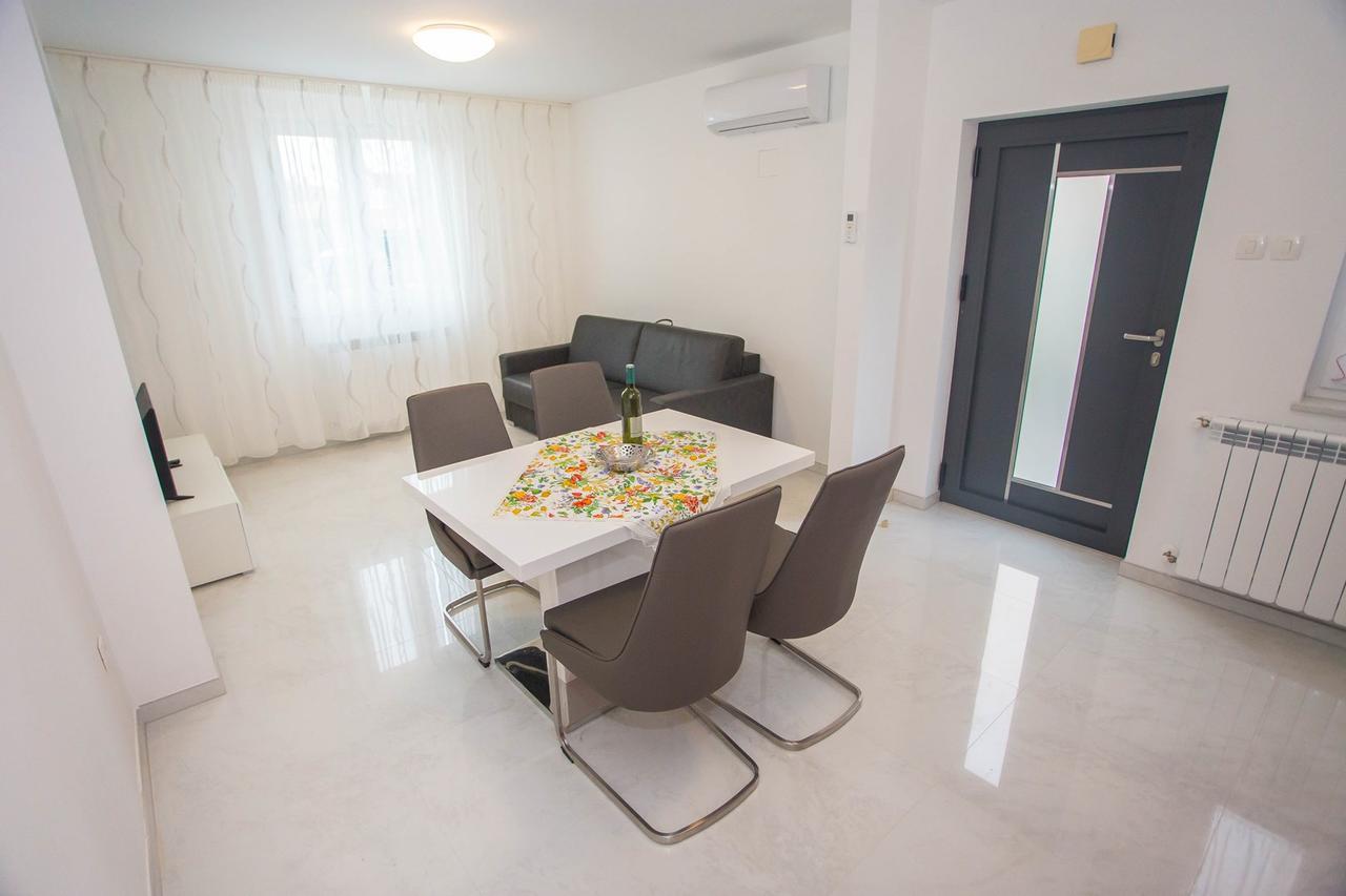 Apartment Aldo II Пореч Екстер'єр фото